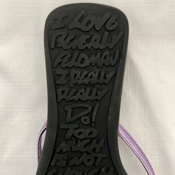 Beverly Feldman~Metallic Lavender Starfish Sandals - Picture 10 of 13